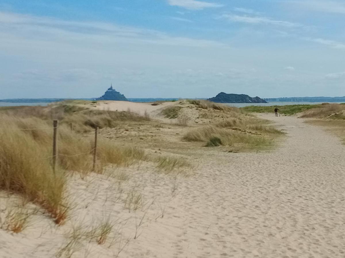Domaine Des Tisseys Vue Sur Le Mont St Michel Villa Dragey Bagian luar foto